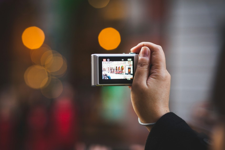 Taking photos on a digicam