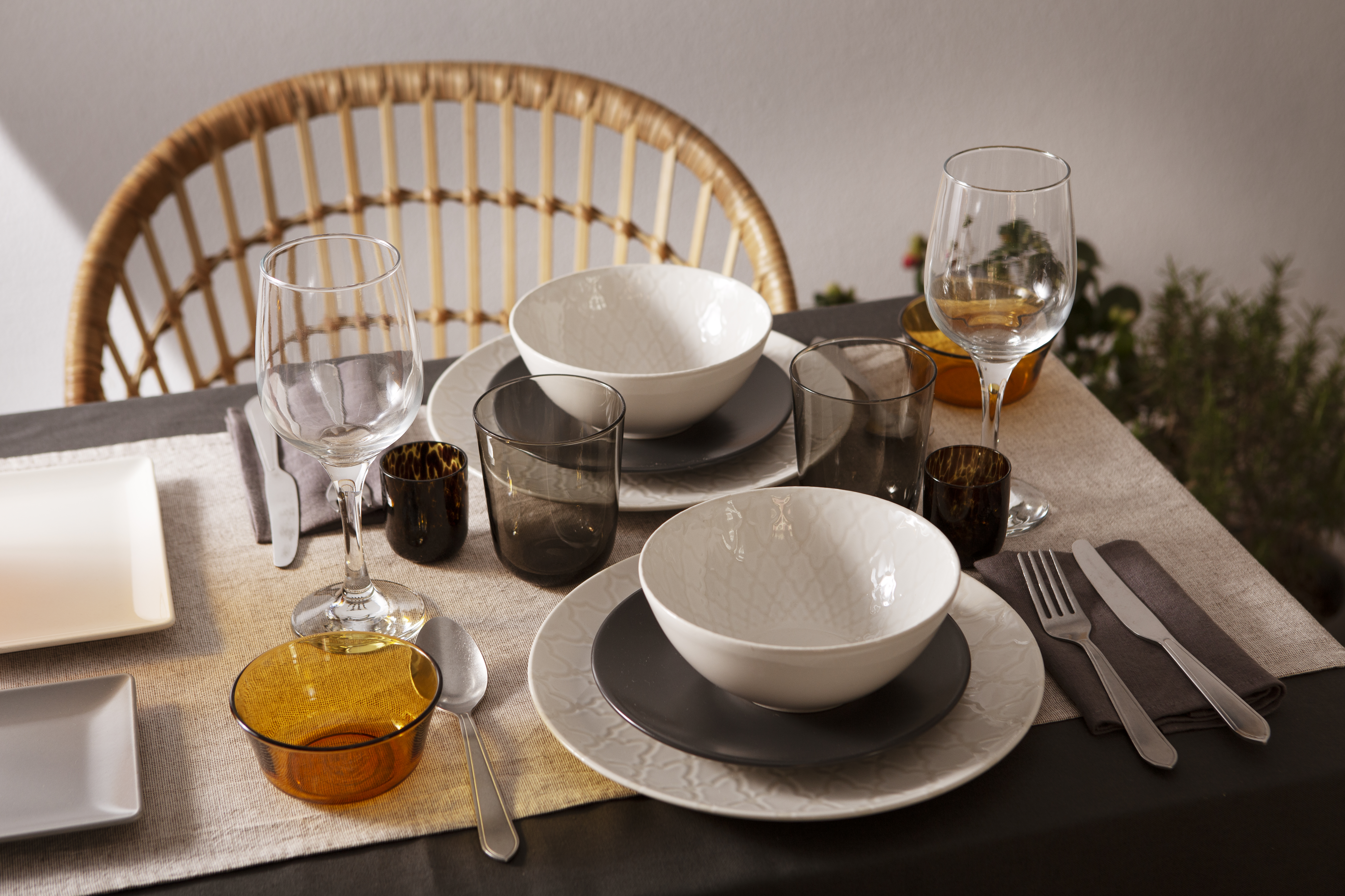 tableware examples from japanese home goods brand francfranc