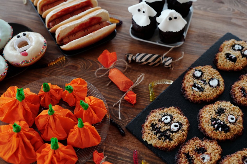 Những m&oacute;n ăn dễ thương dịp Halloween