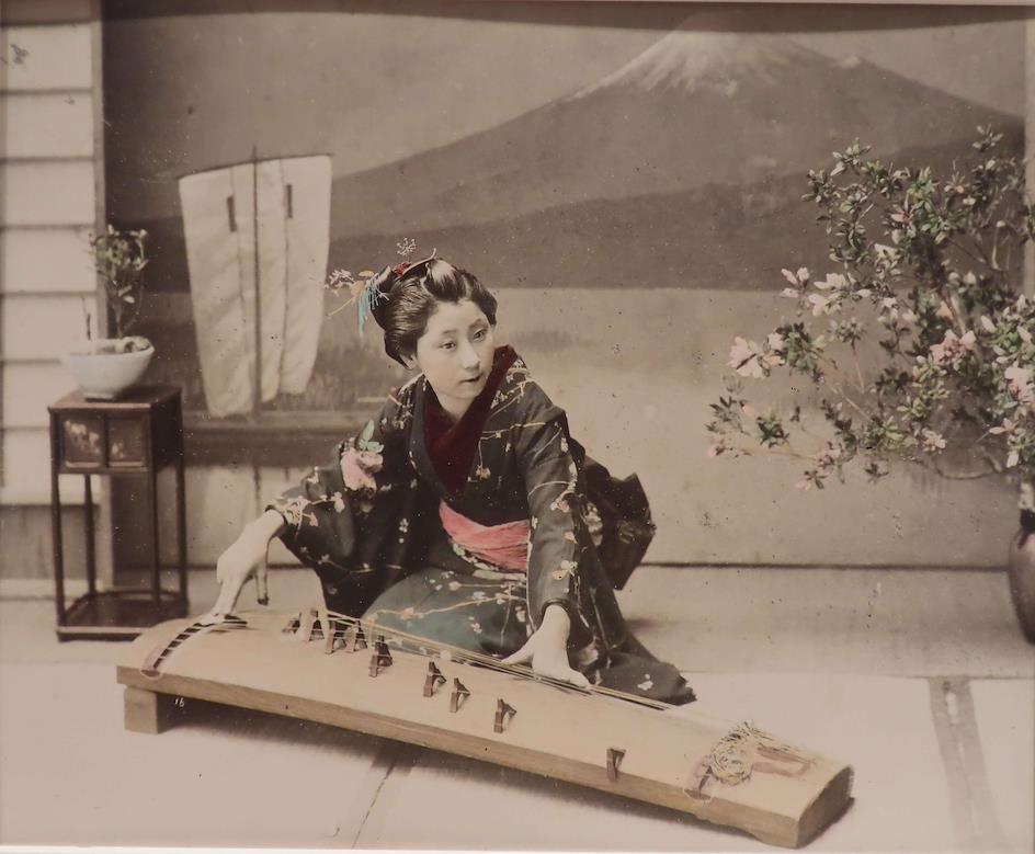 ZenMarket Traditional Japanese Instrument Koto school performance
