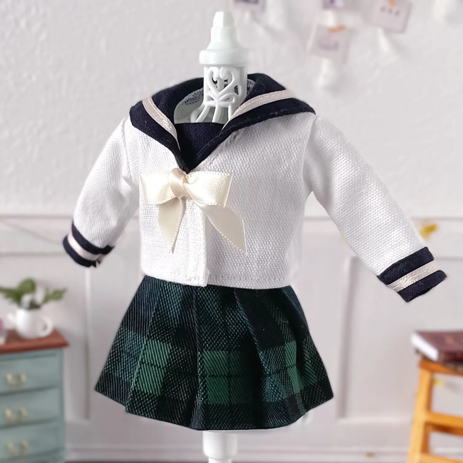 Uniformes escolares japoneses para Lica chan