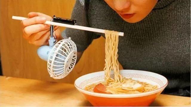 ZenMarket Japanese noodle cooling chopstick fan