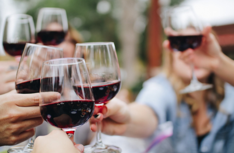 White Wine GIF by Travel Oregon