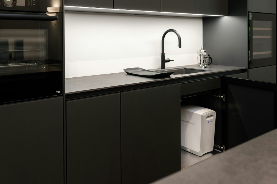 M&aacute;y lọc nước Under-sink n&acirc;ng tầm thẩm mỹ của kh&ocirc;ng gian sống