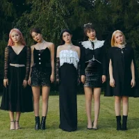các sản phẩm của Idols Hàn Quốc Red Velvet ngay bây giờ