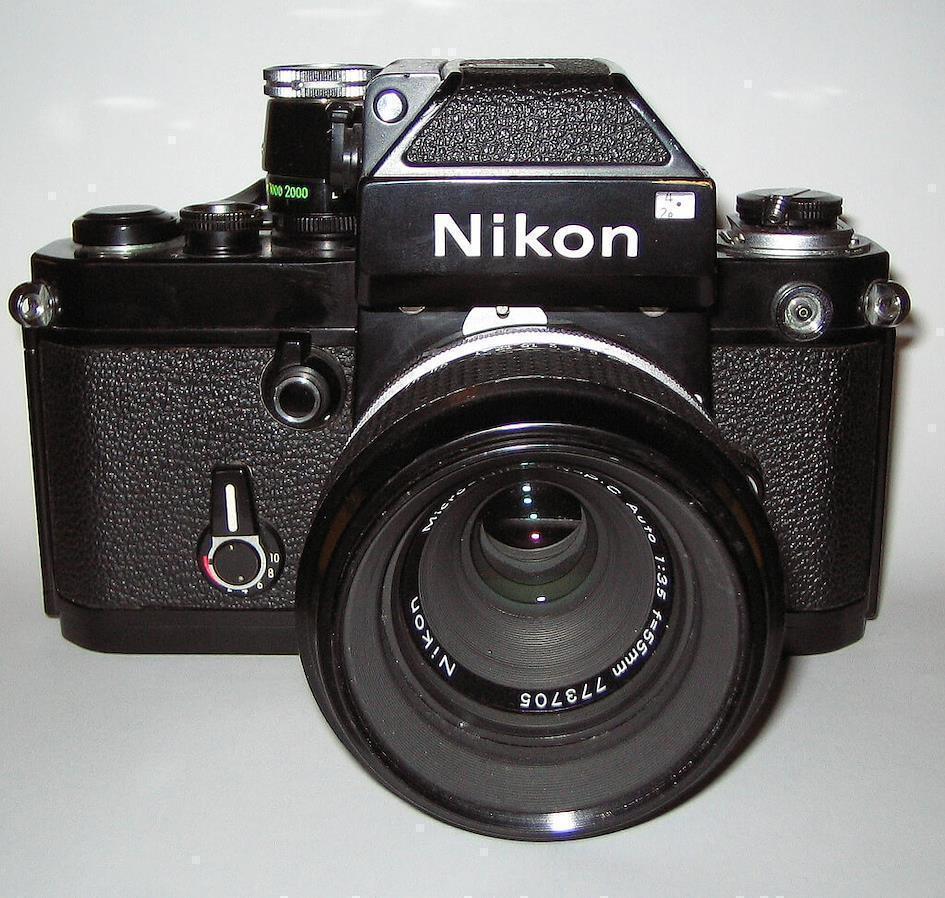 Nikon F2 Photomic (DP-1 prism)