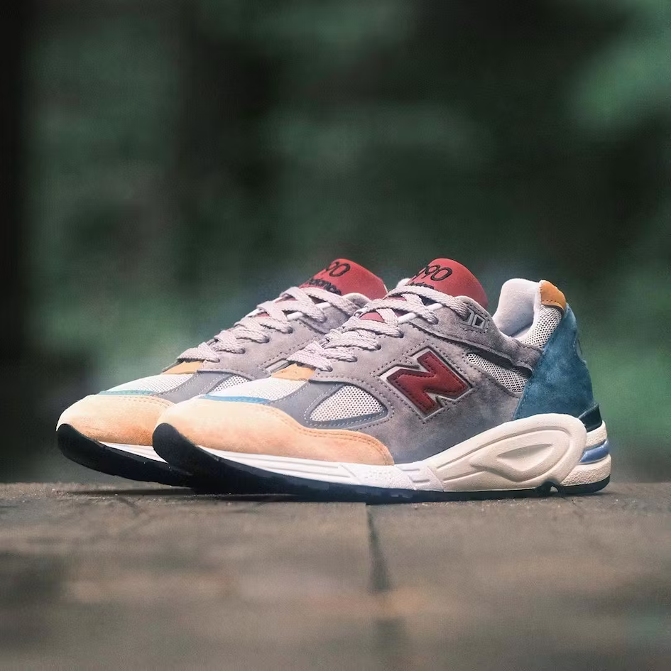 modele de sneakers new balance 990v2 exclusives au japon