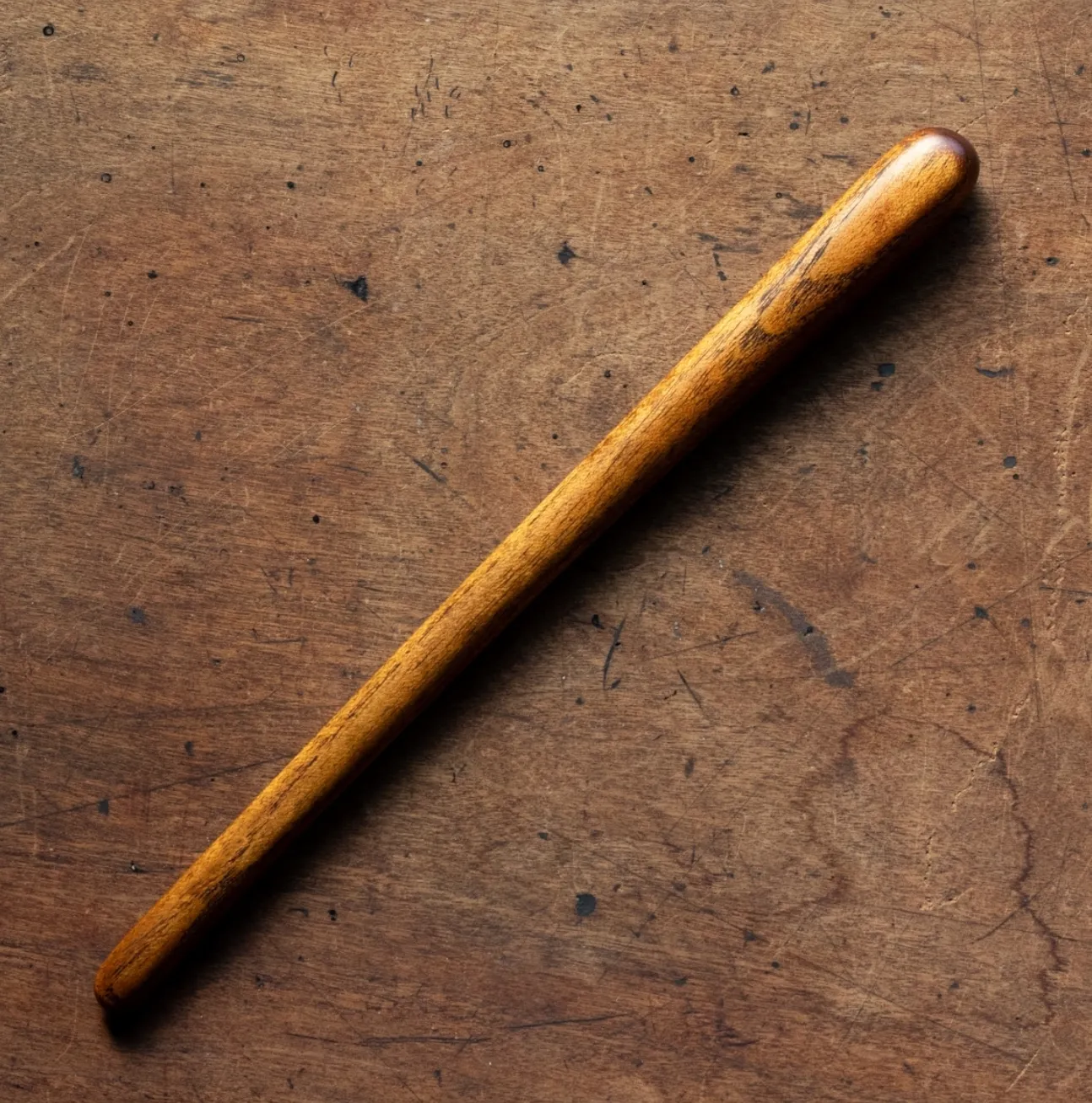 Kanzashi minimalista y r&uacute;stico, elaborado en madera de la tienda Minne