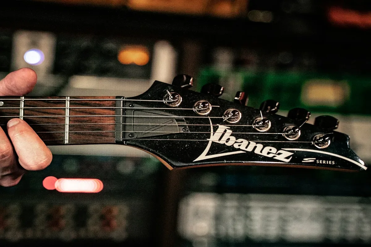 Guitarra Ibanez