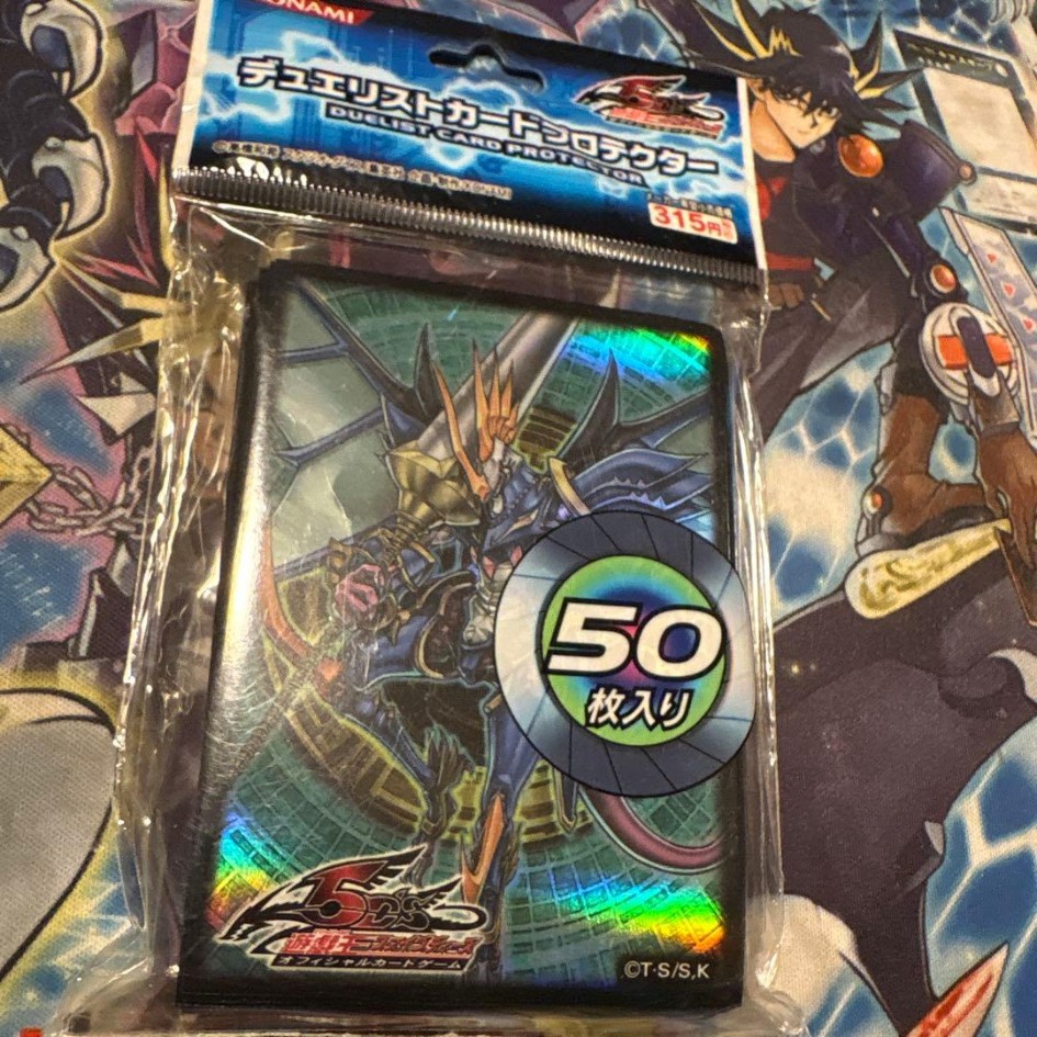 Sleeves Yu-Gi-Oh! 5D’s Dragon Equites OCG japonaises vendues sous blister sur Mercari Japan