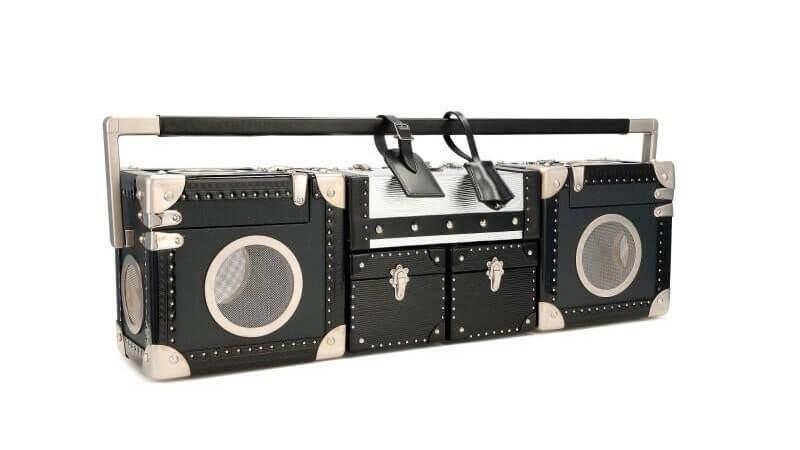 At Auction: Louis Vuitton, LOUIS VUITTON NEW Camera Box Trunk Bag