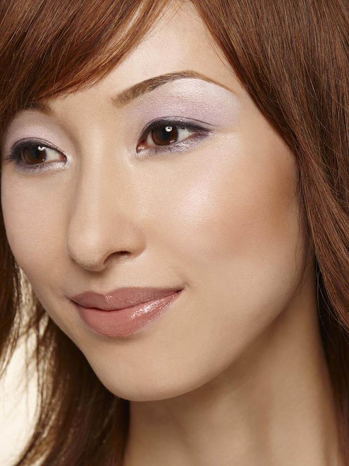 Japanese Makeup Trend in 1990s