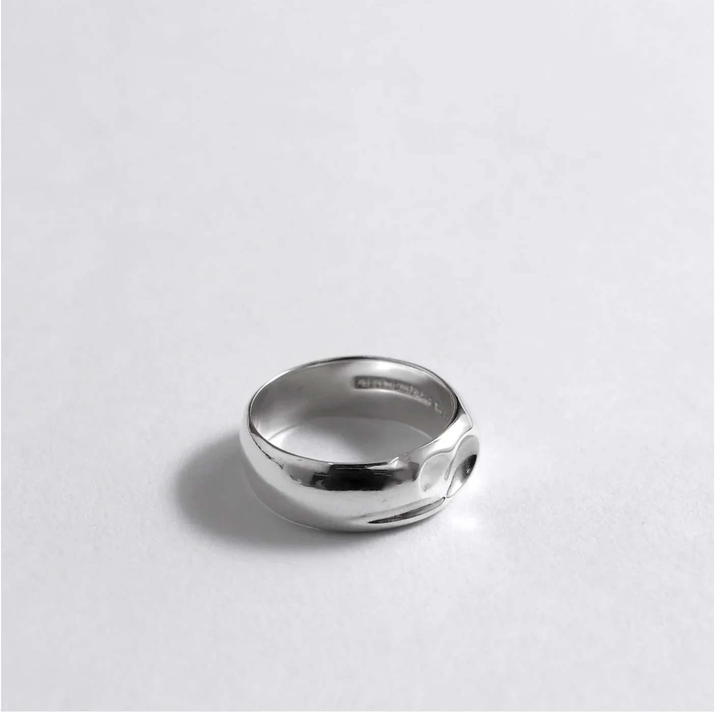 Refurbished Tiffany & Co. Elsa Peretti heart motif ring