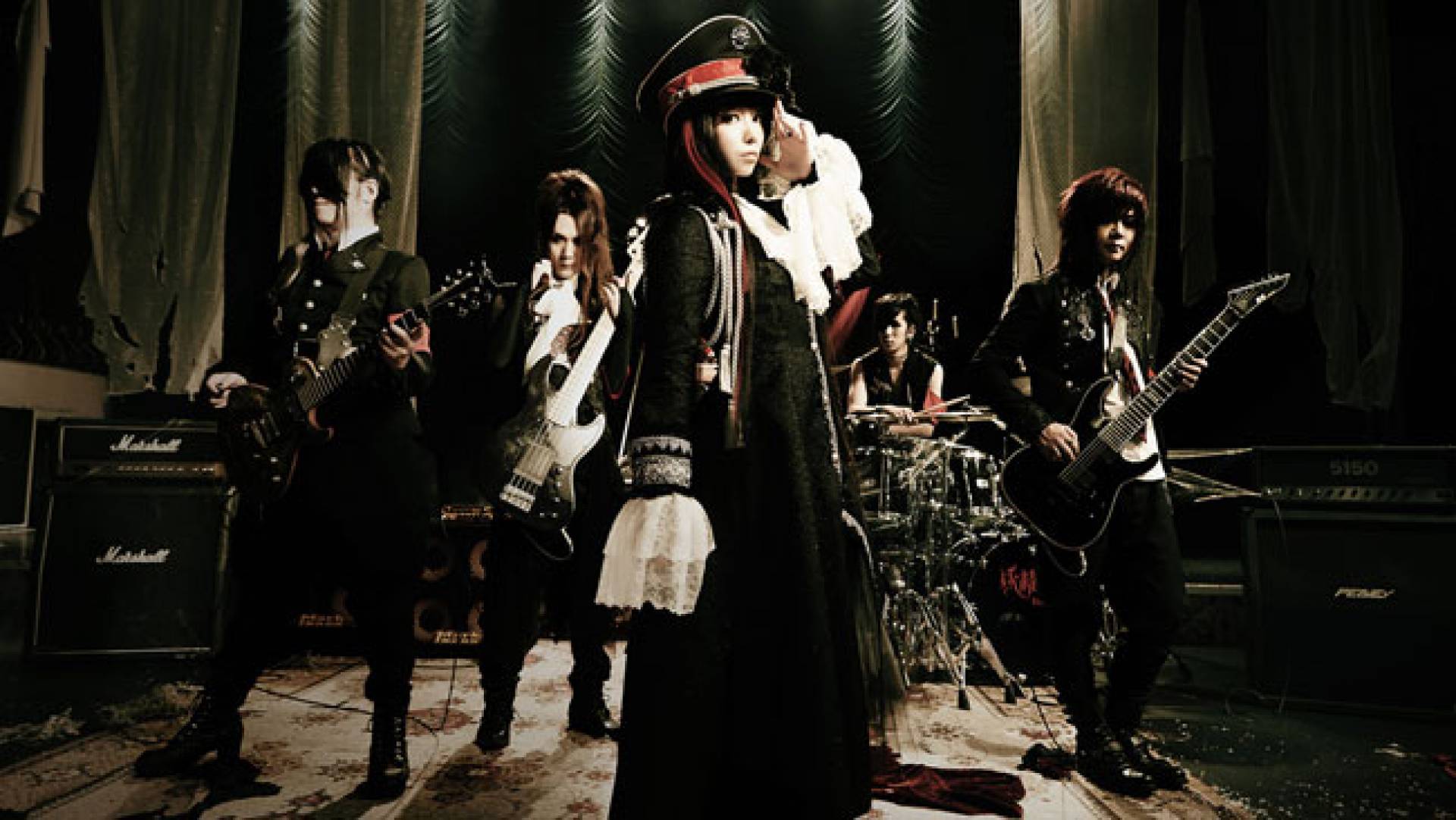 Yousei Teikoku - одна из самых известных симфоник-метал групп в японском роке