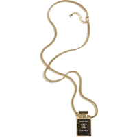 Halsketten-Chanel aus Japan
