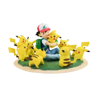 Figurine Sacha et pikachu Pokémon