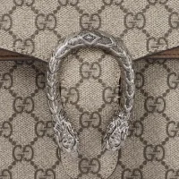 Dionysus-Gucci Taschen aus Japan